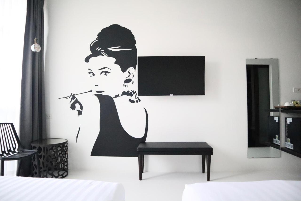 Goodnight Poshtel + Free Netflix Hotel Hat Yai Exterior photo